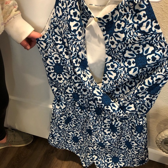 Vineyard vines girls romper size large - Picture 4 of 5